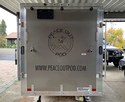 Custom trailer graphics Photo